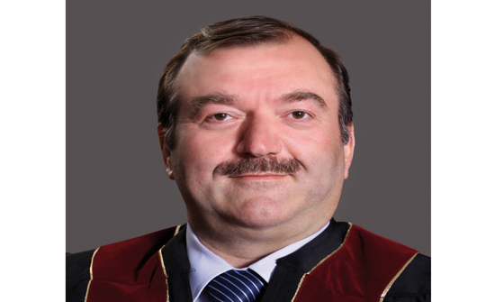 الدكتور سليم شريف مساعدا لرئيس جامعة الشرق الأوسط الدكتور سليم شريف مساعدا لرئيس جامعة الشرق الأوسط