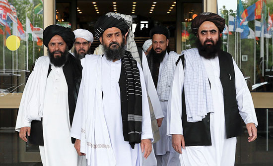 "طالبان" تأمل في التوصل إلى صفقة سلام مع الولايات المتحدة في غضون شهرين "طالبان" تأمل في التوصل إلى صفقة سلام مع الولايات المتحدة في غضون شهرين