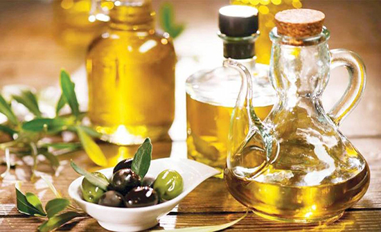 زيت الزيتون.. أفضل الزيوت الصحية للطهي زيت الزيتون.. أفضل الزيوت الصحية للطهي