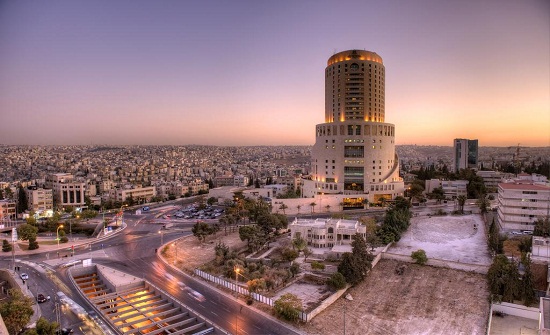 مركز تطوير الأعمال يدرب ابناء المجتمع المحلي في العاصمة مركز تطوير الأعمال يدرب ابناء المجتمع المحلي في العاصمة