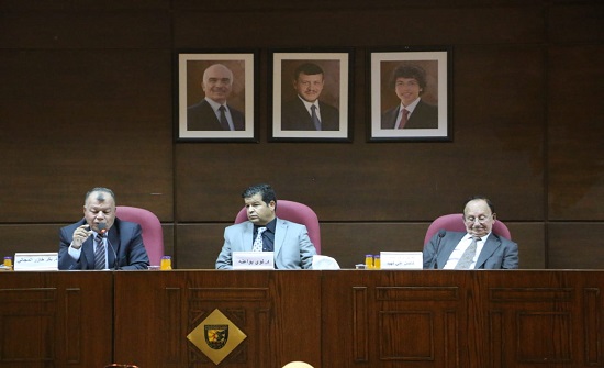 كلية عمان الجامعية تنظم احتفالا وطنيا كلية عمان الجامعية تنظم احتفالا وطنيا