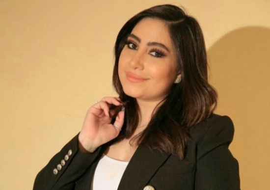 بوسي تفاجئ معجبيها بسيلفي على طبيعتها من دون ماكياج بوسي تفاجئ معجبيها بسيلفي على طبيعتها من دون ماكياج