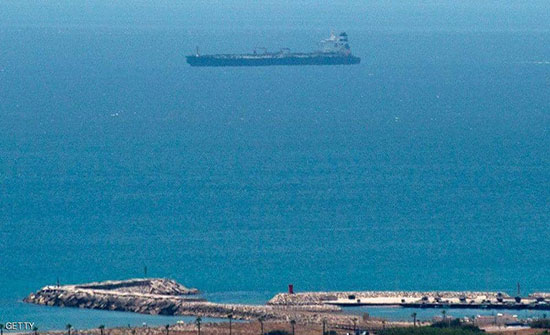 طهران تستدعي سفير بريطانيا بسبب احتجاز ناقلة نفط إيرانية طهران تستدعي سفير بريطانيا بسبب احتجاز ناقلة نفط إيرانية