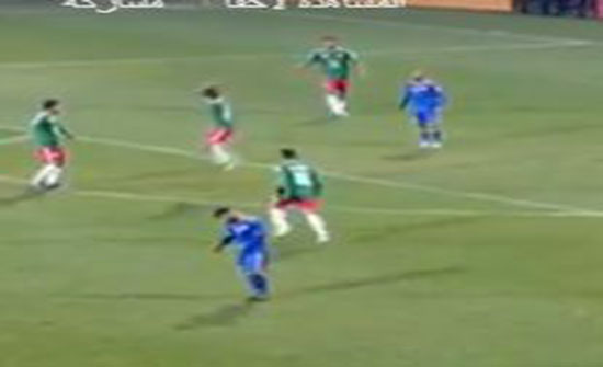 شاهد .. لاعب الوحدات يُعيد احتفال رونالدو إلى الأذهان! شاهد .. لاعب الوحدات يُعيد احتفال رونالدو إلى الأذهان!