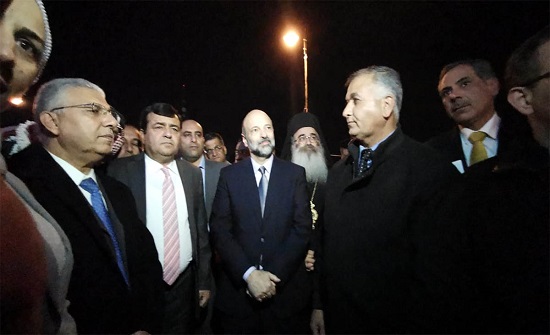 Ø±Ø¦ÙØ³ Ø§ÙÙØ²Ø±Ø§Ø¡ ÙØ±Ø¹Ù Ø§ÙØ§Ø­ØªÙØ§Ù Ø¨Ø¥Ø¶Ø§Ø¡Ø&copy; Ø´Ø¬Ø±Ø&copy; Ø¹ÙØ¯ Ø§ÙÙÙÙØ§Ø¯ ÙÙ ÙØ&pound;Ø¯Ø¨Ø§