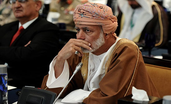 ابن علوي ينفي رسميا لعب دور الوسيط في زيارته طهران ابن علوي ينفي رسميا لعب دور الوسيط في زيارته طهران