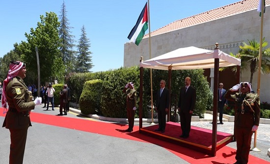 ماذا بحث رئيس الوزراء الفلسطيني مع الرزاز ماذا بحث رئيس الوزراء الفلسطيني مع الرزاز