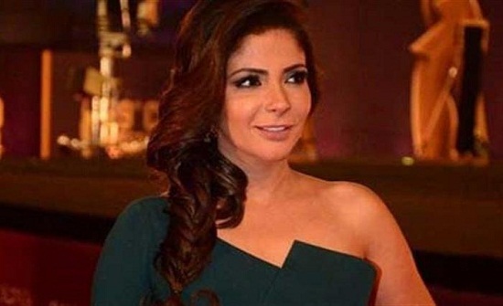 ممثلة مصرية تتمنى الزواج من منى زكي ممثلة مصرية تتمنى الزواج من منى زكي
