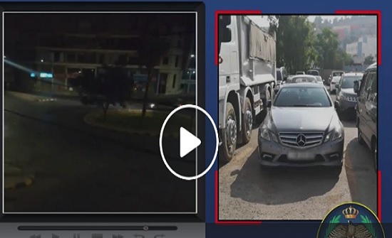 بالفيديو : ضبط سائق قام بارتكاب مخالفة التشحيط وعرض حياة الاخرين للخطر بالفيديو : ضبط سائق قام بارتكاب مخالفة التشحيط وعرض حياة الاخرين للخطر