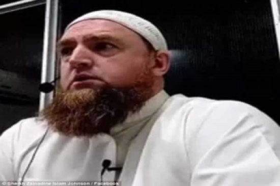 داعية أسترالي مبررًا حجاب المرأة: الرجل المسلم يجد صعوبة في التحكم بغرائزه الجنسية! داعية أسترالي مبررًا حجاب المرأة: الرجل المسلم يجد صعوبة في التحكم بغرائزه الجنسية!