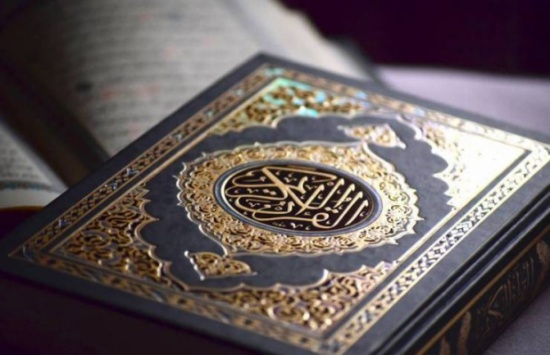 هذه الأية القرأنية تكشف مدى برك بوالديك هذه الأية القرأنية تكشف مدى برك بوالديك