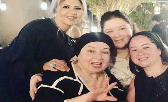 اول ظهور للفنانة نورا بعد 23 سنة اعتزال.. شاهد كيف اصبحت! اول ظهور للفنانة نورا بعد 23 سنة اعتزال.. شاهد كيف اصبحت!