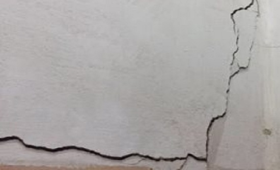 جرش : اخلاء مجمع تجاري في المصطبة بسبب تصدعات جرش : اخلاء مجمع تجاري في المصطبة بسبب تصدعات