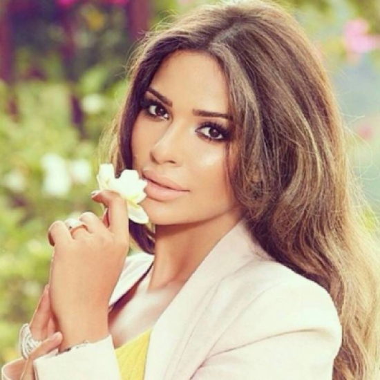 بالفيديو - نادين نسيب نجيم تفاجئ متابعيها بقرارها الأخير: سأتوقّف عن هذا الأمر!! بالفيديو - نادين نسيب نجيم تفاجئ متابعيها بقرارها الأخير: سأتوقّف عن هذا الأمر!!