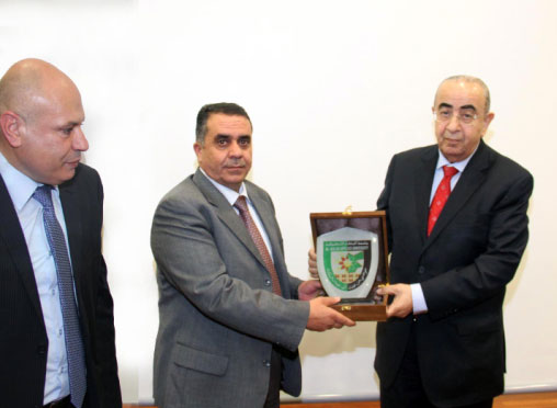 القسوس: الهدف من قانون الصحة العامة حماية غير المدخن وليس اضطهاد المدخن القسوس: الهدف من قانون الصحة العامة حماية غير المدخن وليس اضطهاد المدخن