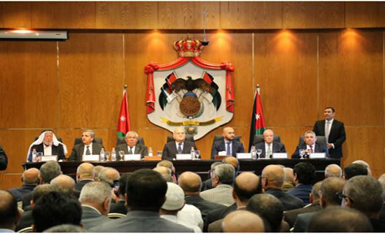 الأمير الحسن يرعى حفل تأبين المرحوم عبداللطيف عربيات الأمير الحسن يرعى حفل تأبين المرحوم عبداللطيف عربيات