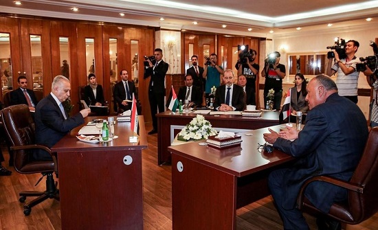 الأردن ومصر والعراق يدعون لـ "خفض التصعيد" في الخليج الأردن ومصر والعراق يدعون لـ "خفض التصعيد" في الخليج