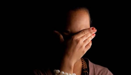 كشف خيانة زوجته العربية مع عشيقها داخل فندق بدبي.. فعاقبها بالفضيحة كشف خيانة زوجته العربية مع عشيقها داخل فندق بدبي.. فعاقبها بالفضيحة