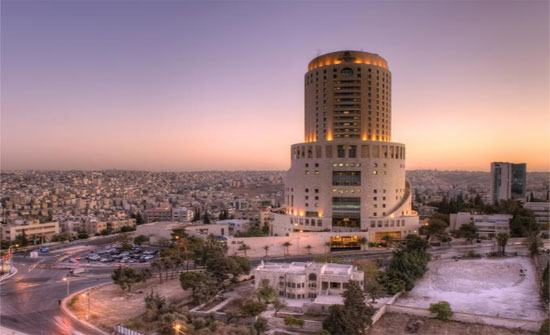 خبراء: تشجيع الاستثمار المحلي والاجنبي أولوية وطنية خبراء: تشجيع الاستثمار المحلي والاجنبي أولوية وطنية