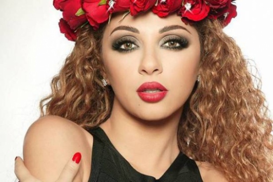 ميريام فارس بأقصر ثياب رغم برودة الطقس – بالصورة ميريام فارس بأقصر ثياب رغم برودة الطقس – بالصورة