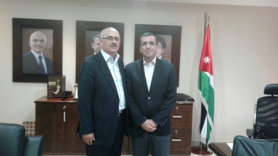 بحث سبل التعاون المشترك بين المنتدى العربي للمدن الذكية ووزارة الاتصالات وتكنولوجيا المعلومات بحث سبل التعاون المشترك بين المنتدى العربي للمدن الذكية ووزارة الاتصالات وتكنولوجيا المعلومات