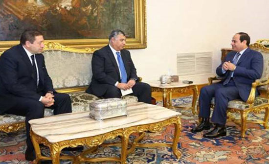 السيسي يقيل مدير المخابرات السيسي يقيل مدير المخابرات