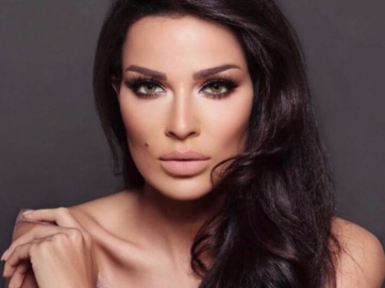 بالصورة: شامة نادين نجيم طبيعية أم تجميل؟ إليكم الجواب بالصورة: شامة نادين نجيم طبيعية أم تجميل؟ إليكم الجواب