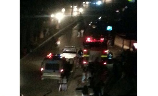 اصابة طفلين في جرش اثر سقوط لوحة اعلانية اصابة طفلين في جرش اثر سقوط لوحة اعلانية