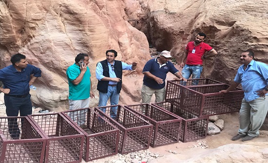إغلاق مطل الخزنة في البترا للحد من المخاطر في الموقع الأثري إغلاق مطل الخزنة في البترا للحد من المخاطر في الموقع الأثري