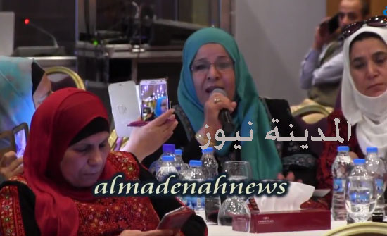 بالفيديو .. سيدة أردنية لوزراء ونواب : أعيدوا التجنيد الإجباري لأن شبابنا صاروا " طنطات " بالفيديو .. سيدة أردنية لوزراء ونواب : أعيدوا التجنيد الإجباري لأن شبابنا صاروا " طنطات "