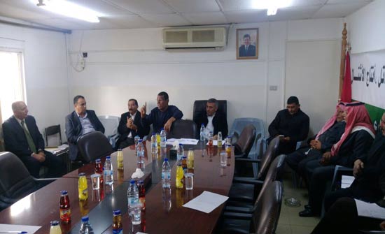 اجتماع لمناقشة الواقع الزراعي بالأغوار اجتماع لمناقشة الواقع الزراعي بالأغوار