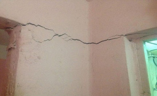 اخلاء سبعة منازل آيلة للسقوط بدير علا اخلاء سبعة منازل آيلة للسقوط بدير علا