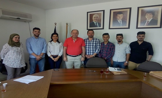 رئيس جامعة إربد الأهلية يستقبل وفداً من منصة نحن رئيس جامعة إربد الأهلية يستقبل وفداً من منصة نحن