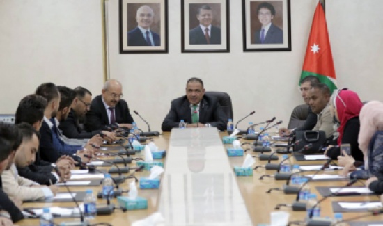 "تربية النواب" تلتقي وفدا طلابيا من "عمان العربية" "تربية النواب" تلتقي وفدا طلابيا من "عمان العربية"