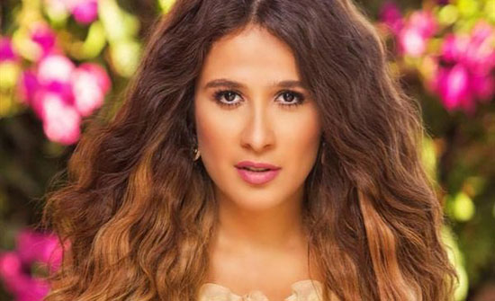 شاهد فيديوهات ياسمين عبد العزيز التى جعلتها تتصدر تريند جوجل شاهد فيديوهات ياسمين عبد العزيز التى جعلتها تتصدر تريند جوجل