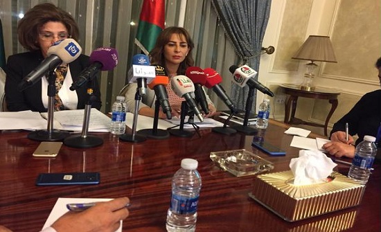 الحكومة : انجزنا 25 إلتزاما من أصل 33 الحكومة : انجزنا 25 إلتزاما من أصل 33