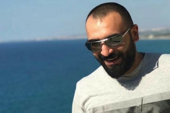 بالصورة.. الشاب موسى ودّع أحبّاءه على 'فيسبوك' ثم انتحر! بالصورة.. الشاب موسى ودّع أحبّاءه على 'فيسبوك' ثم انتحر!