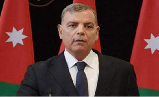 "اللجان للمسؤولية الطبية" يؤدون اليمن أمام وزير الصحة "اللجان للمسؤولية الطبية" يؤدون اليمن أمام وزير الصحة