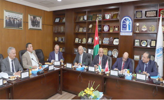 وفد تجاري أردني لتقصي الفرص الاقتصادية في تونس وفد تجاري أردني لتقصي الفرص الاقتصادية في تونس