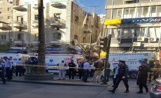 بالصور: وفاتان وإصابة آخرين اثر حادث تسرب غاز في عمان بالصور: وفاتان وإصابة آخرين اثر حادث تسرب غاز في عمان