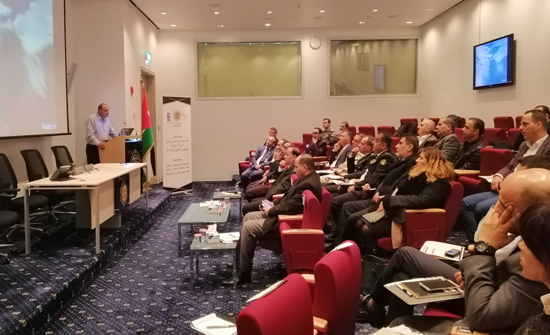 ورشة حول أنظمة الإنذار المبكر للحد من مخاطر الفيضانات ورشة حول أنظمة الإنذار المبكر للحد من مخاطر الفيضانات