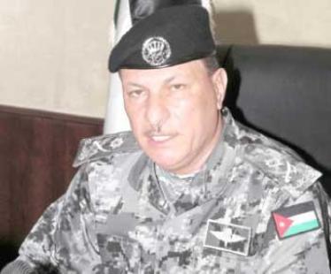 وزير الداخلية البحريني يستقبل مدير قوات الدرك وزير الداخلية البحريني يستقبل مدير قوات الدرك