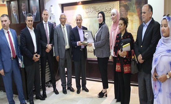 وفد برلماني مغربي يطلع على تقدم الصناعة الأردنية وفد برلماني مغربي يطلع على تقدم الصناعة الأردنية
