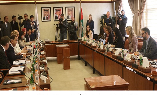 الملكة ماكسيما تطلع على تجربة الأردن لتحسين الشمول المالي الملكة ماكسيما تطلع على تجربة الأردن لتحسين الشمول المالي