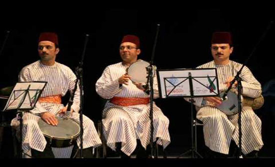 "شيوخ سلاطين الطرب" الحلبية تسمو بجمهور "الشمالي" في "جرش" "شيوخ سلاطين الطرب" الحلبية تسمو بجمهور "الشمالي" في "جرش"