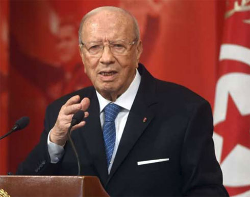 السبسي: الإعلام الأجنبي هوّل الأحداث الأخيرة السبسي: الإعلام الأجنبي هوّل الأحداث الأخيرة