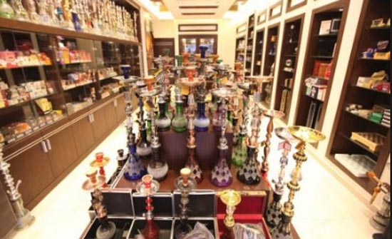 الزرقاء: اغلاق 6 محال كوفي شوب وانذار 3 مصانع معسل الزرقاء: اغلاق 6 محال كوفي شوب وانذار 3 مصانع معسل