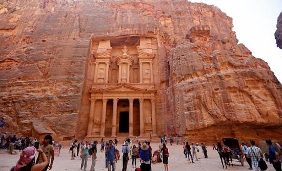 اليابان تؤكد سلامة سياحها في البترا اليابان تؤكد سلامة سياحها في البترا