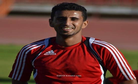 قائد منتخب اليمن يوقع لشباب العقبة قائد منتخب اليمن يوقع لشباب العقبة