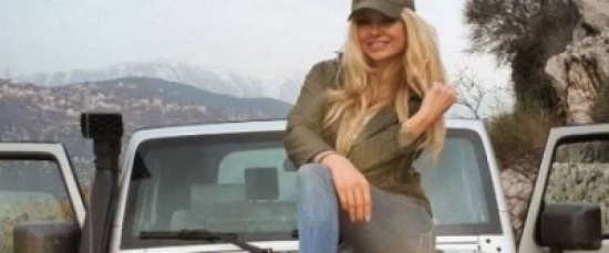 بعد ضبطها تمارس "التقبيل" أثناء القيادة.. اللبنانية ميريام كلينك ترفض دفع قيمة المخالفة بعد ضبطها تمارس "التقبيل" أثناء القيادة.. اللبنانية ميريام كلينك ترفض دفع قيمة المخالفة